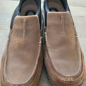 Mens leather upper shoes, like new!